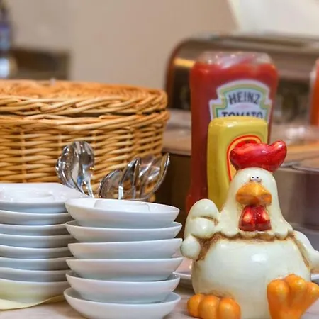 Montana 3* سيندن