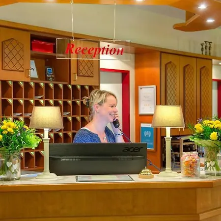 Montana Hotel 3*